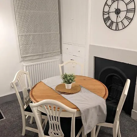 펜션 Cosy 2 Bed With Fell Views *